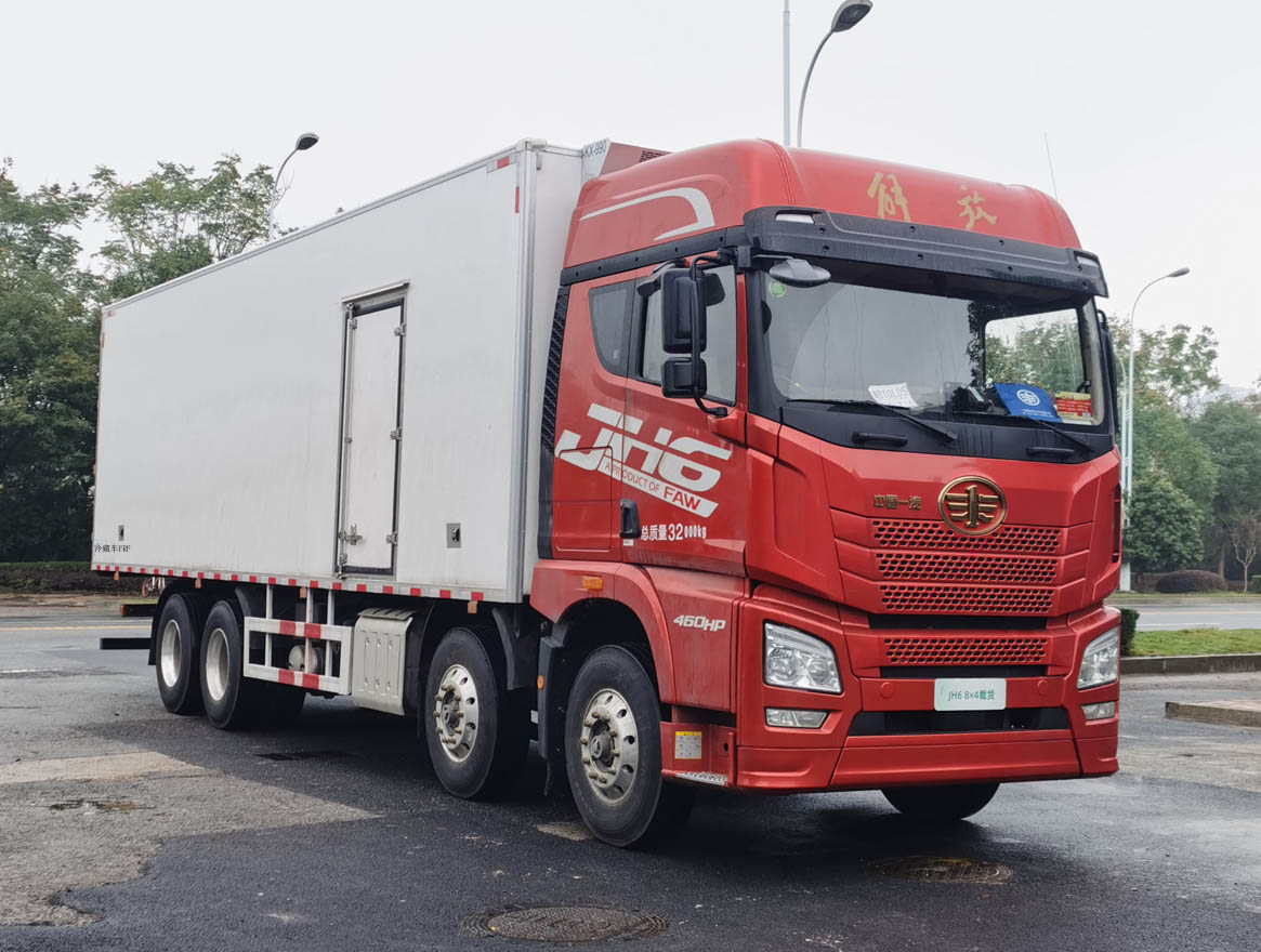 解放牌CA5320XLCP25K2L7T4E6A80冷藏車(chē)公告圖片