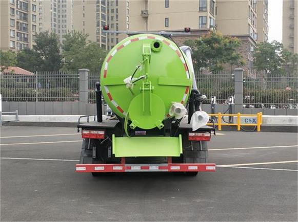 東風(fēng)牌DFZ5125GXW8CDC吸污車(chē)公告圖片