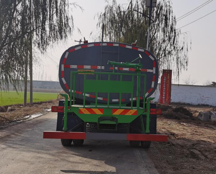 中盛誠達牌LZZ5163GPSDF6綠化噴灑車公告圖片