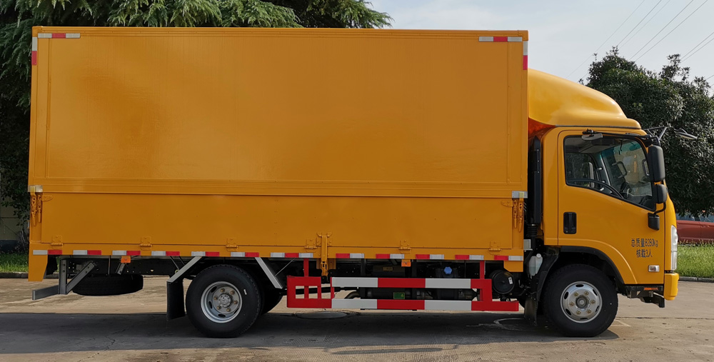 白鳥牌HXC5084XGC6電力工程車公告圖片