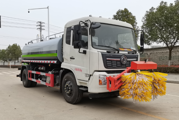 旺龍威牌WLW5181GQXD6護(hù)欄清洗車公告圖片
