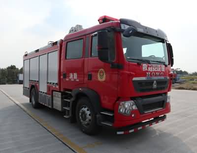 新東日牌YZR5180GXFAP50/H6壓縮空氣泡沫消防車公告圖片
