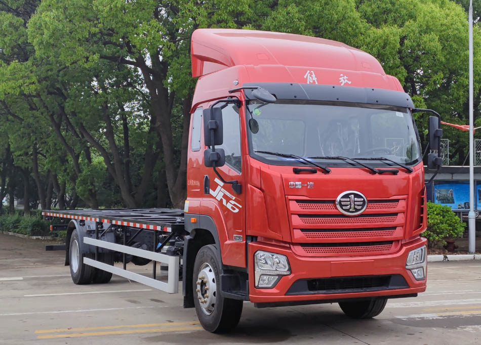 解放牌CA5180ZKXP28K1L5E6A80車廂可卸式汽車公告圖片