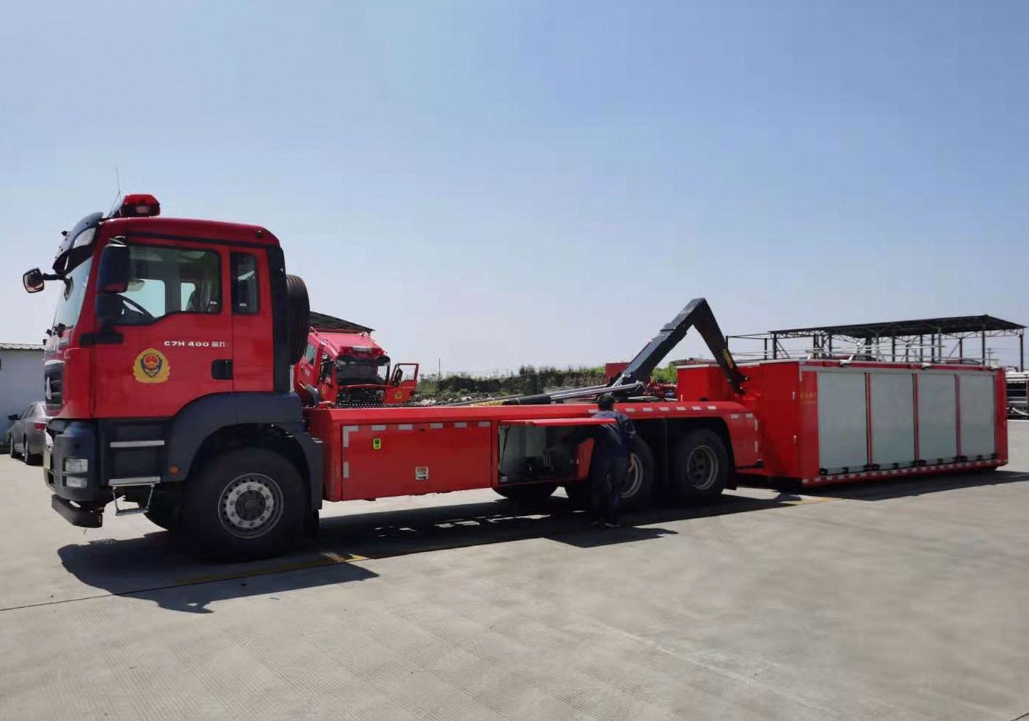 振翔股份牌ZXT5210TXFZX80/F6自裝卸式消防車公告圖片