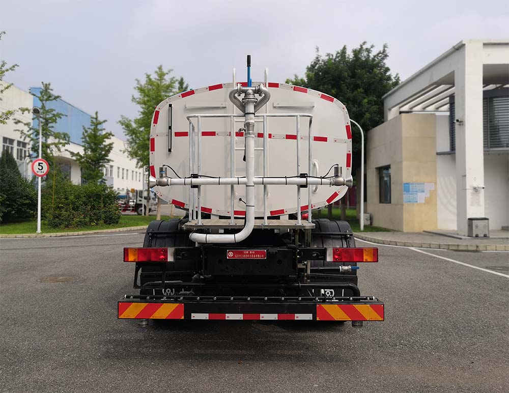 亞潔牌BQJ5250GSSDFE6灑水車(chē)公告圖片