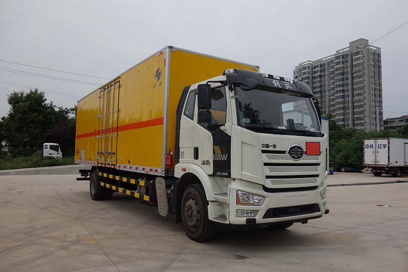 紅宇牌HYJ5180XQY-CA爆破器材運輸車公告圖片