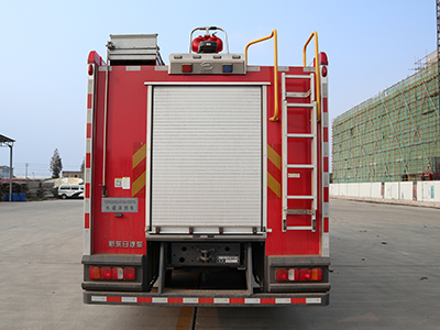 新東日牌YZR5320GXFSG170/T6水罐消防車(chē)公告圖片