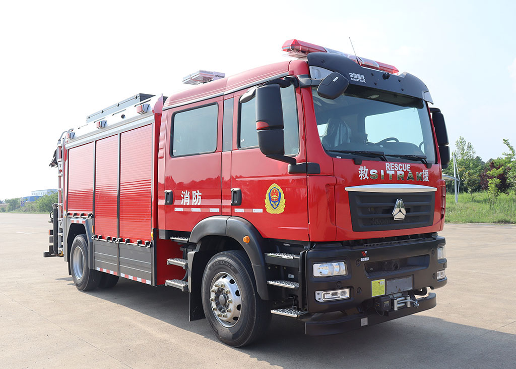 雷沃協(xié)力牌LWX5130TXFJY100搶險(xiǎn)救援消防車公告圖片