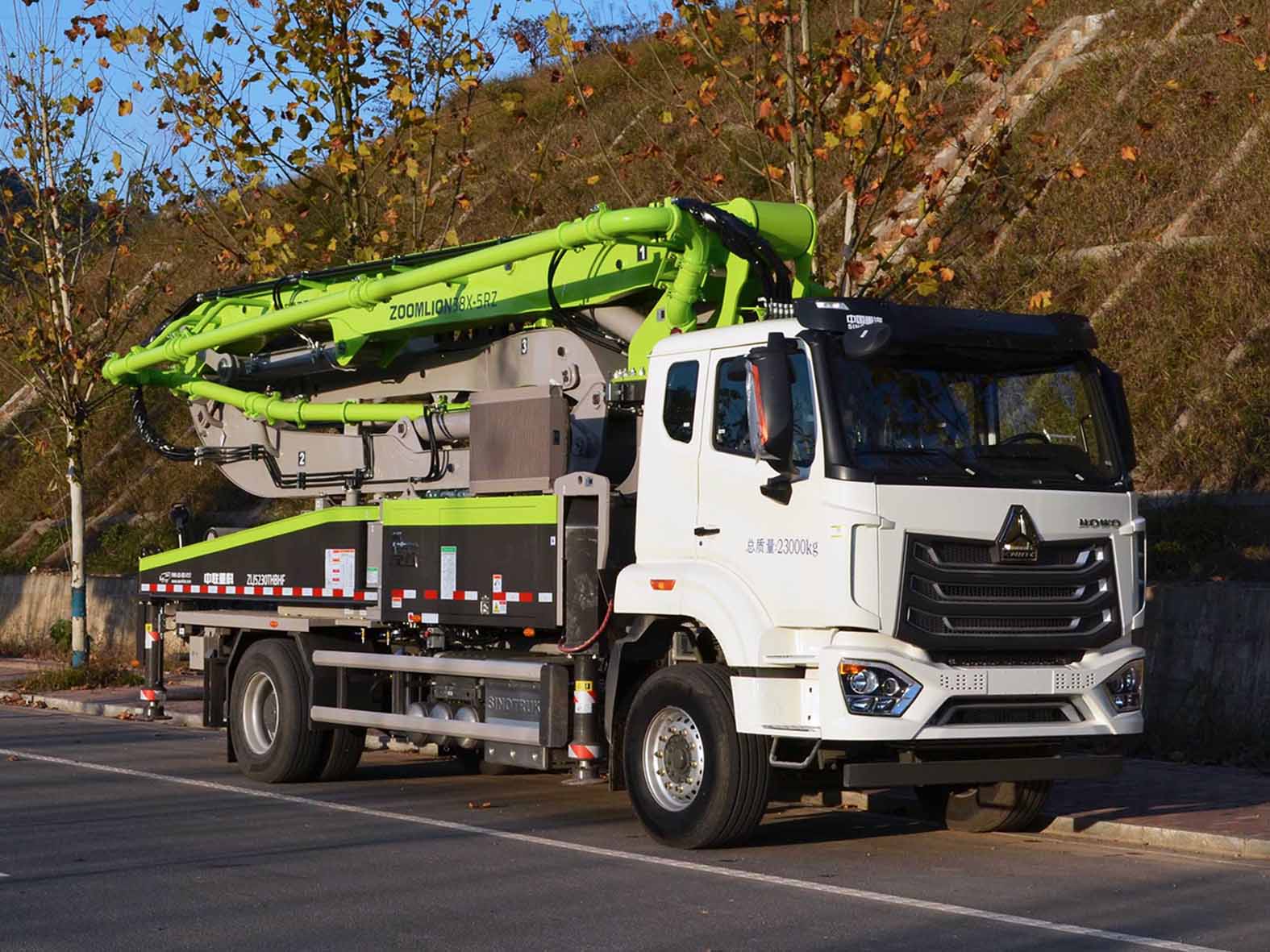 中聯(lián)牌ZLJ5230THBHF混凝土泵車公告圖片