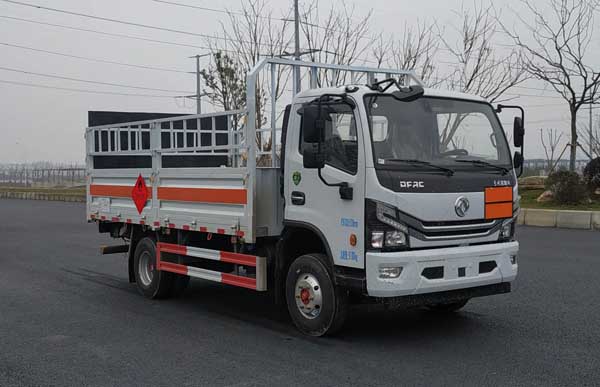 楚勝牌CSC5095TQP6氣瓶運(yùn)輸車(chē)公告圖片