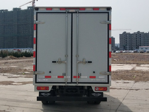 福田牌BJ5035XXY4JV6-16廂式運(yùn)輸車公告圖片