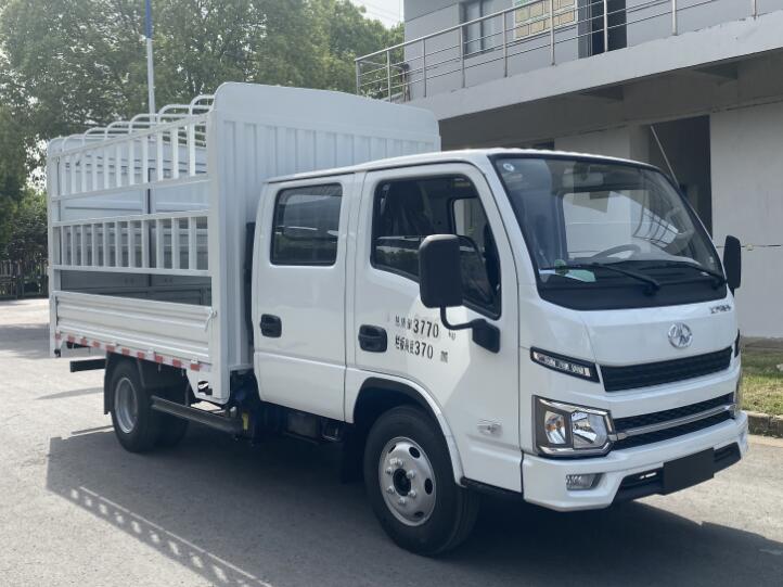 躍進(jìn)牌SH5043CCYPEDBNS倉柵式運(yùn)輸車公告圖片