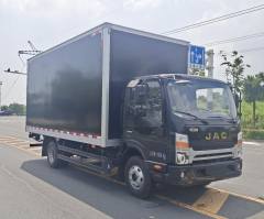 厢式运输车