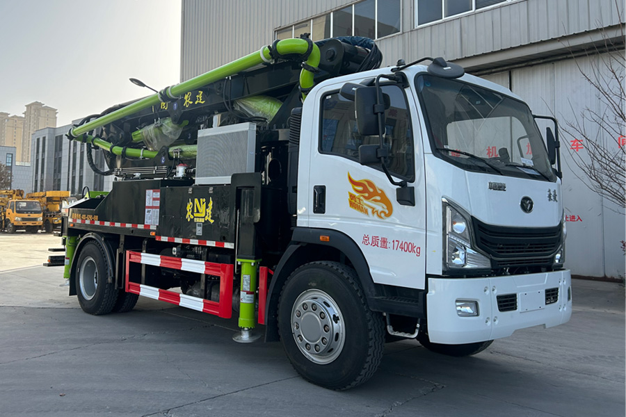 XNJ5170THB型混凝土泵车图片