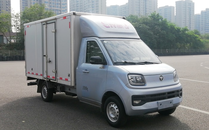 福田牌BJ5020XXY4JC6-71厢式运输车公告图片