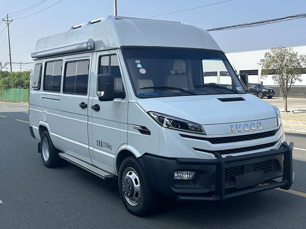 龙星汇牌HLV5042TSYN6宿营车公告图片