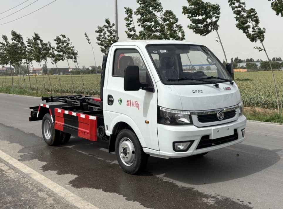 祥农达牌SGW5040ZXXEQ6车厢可卸式垃圾车公告图片