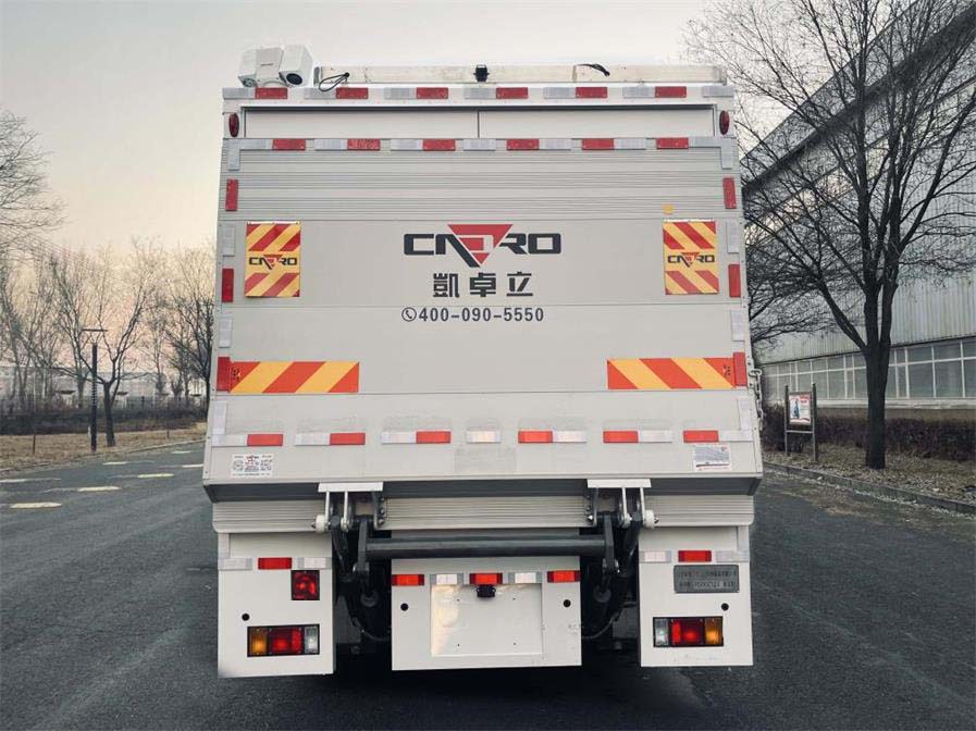 风华牌FH5080XTXQL6通信车公告图片