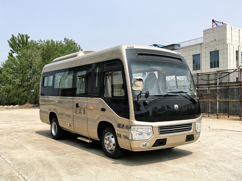 XTP5076XYBZT-4WD型运兵车图片