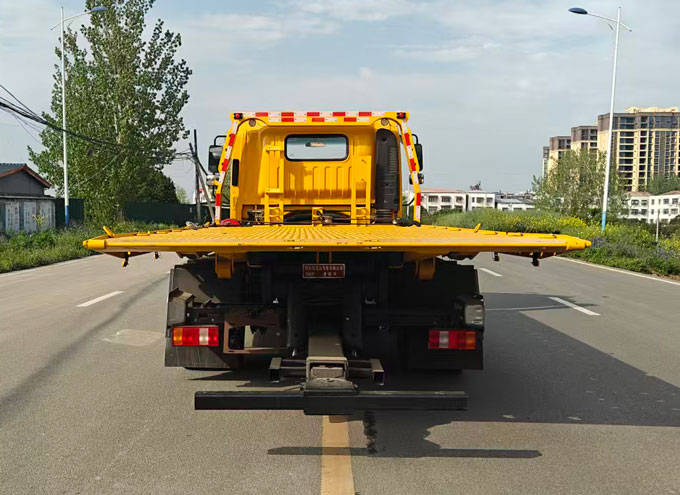 布隆牌LLL5110TQZYT6清障车公告图片