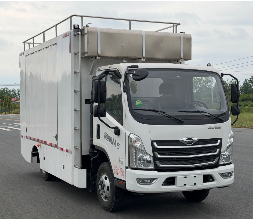酷泽尔牌TCZ5040XCCB6炊事车