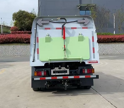 纯电动扫路车图片