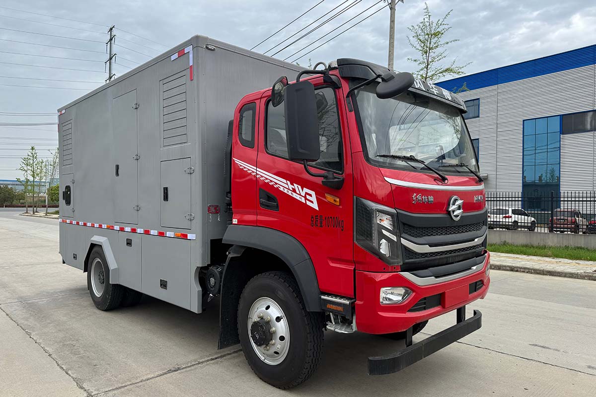 CLD5110XDYSS6型电源车图片