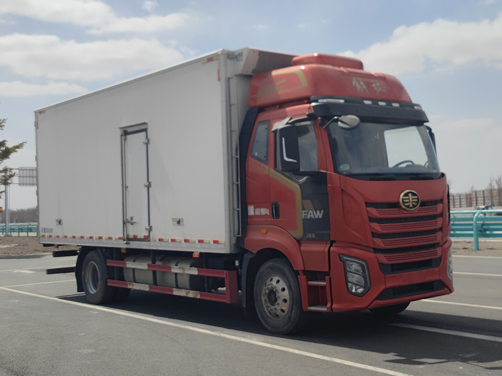 解放牌CA5180XLCP79K1L4E6冷藏车