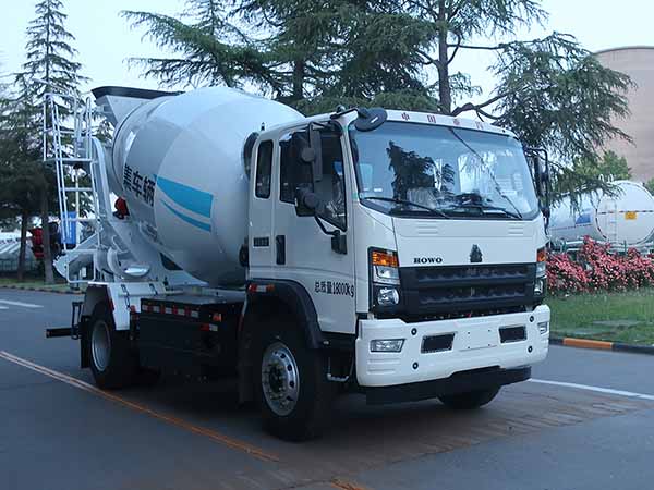 CLY5180GJBBEV型纯电动混凝土搅拌运输车图片
