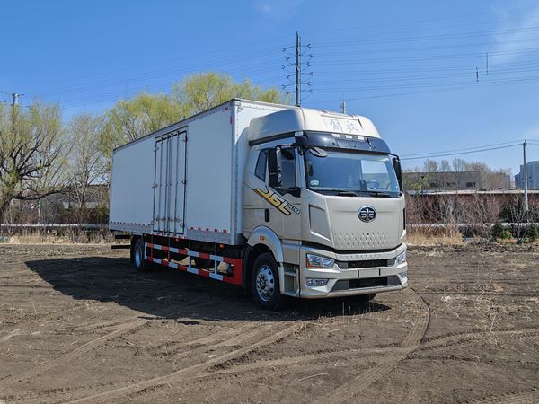 CA5180XXYP79K1L5E6 解放牌厢式货车图片