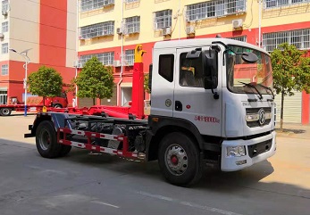 程力威牌CLW5180ZXXE6车厢可卸式垃圾车公告图片