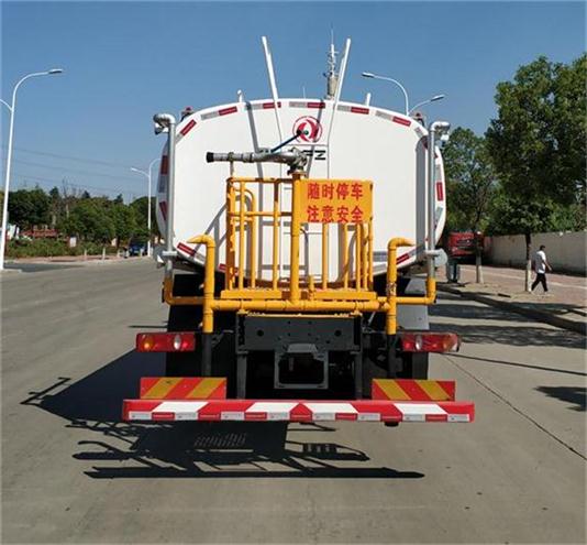 東風牌DFZ5258GPSSZ6D綠化噴灑車公告圖片