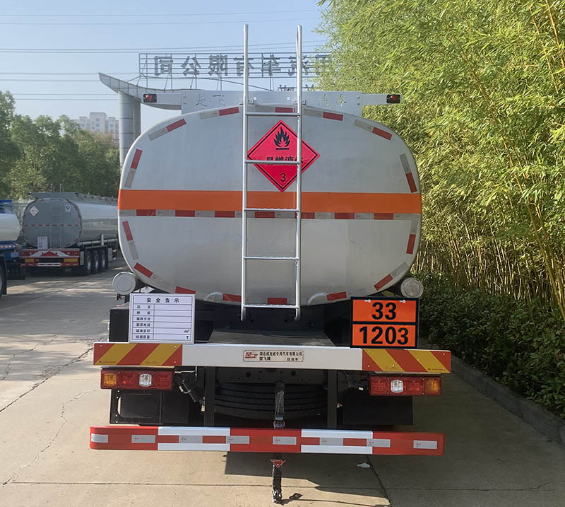楚飞牌CLQ5320GYY6SX运油车公告图片