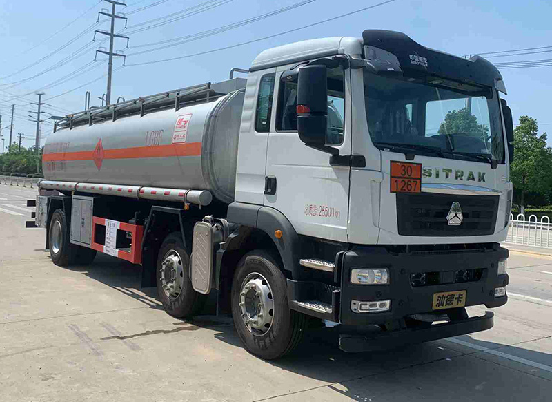 楚飞牌CLQ5261GRY6ZZ易燃液体罐式运输车公告图片