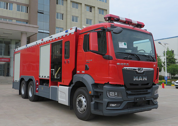 BX5300GXFAP120/M6型压缩空气泡沫消防车图片