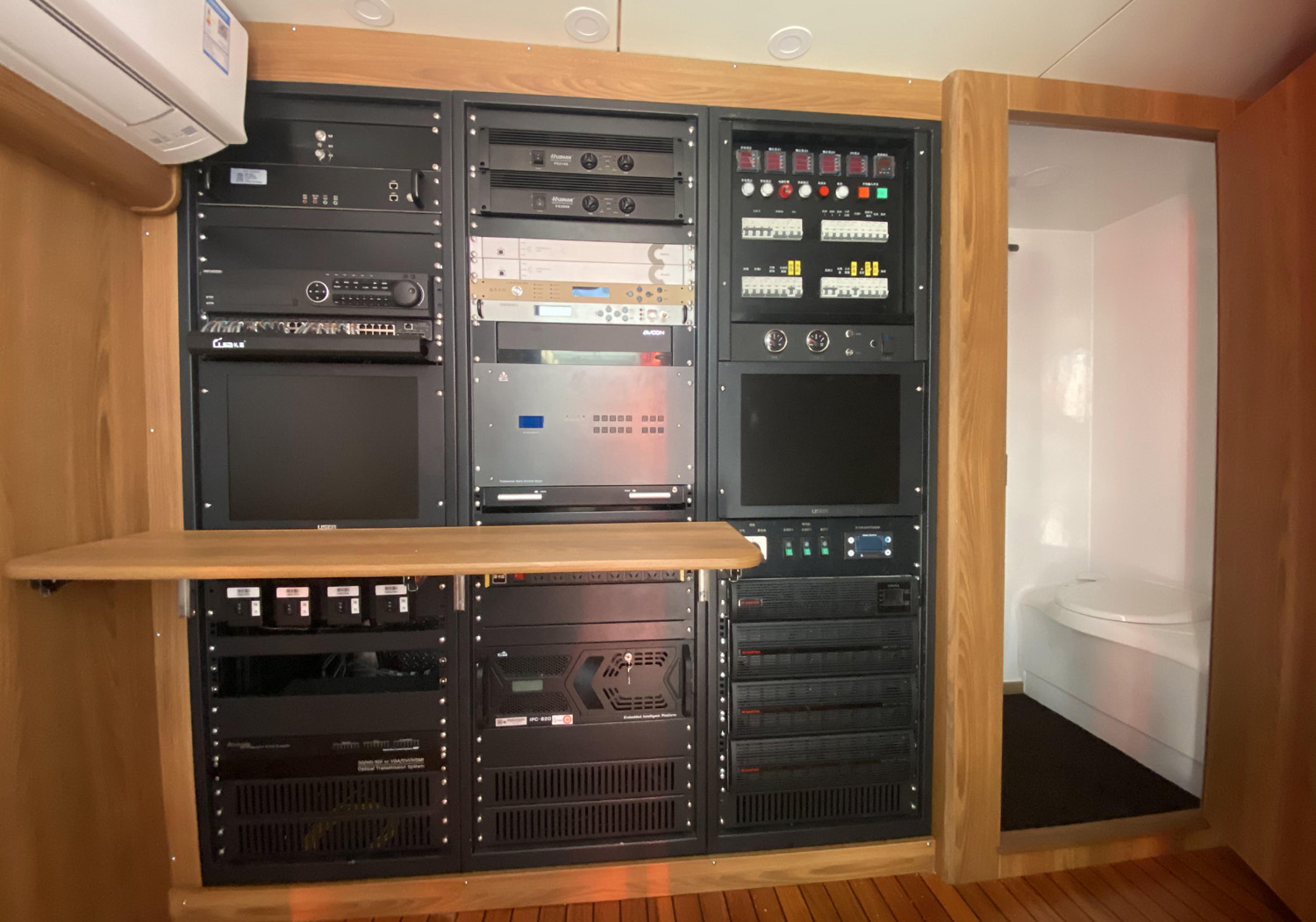 振翔股份牌ZXT5220XZHA6指挥车公告图片