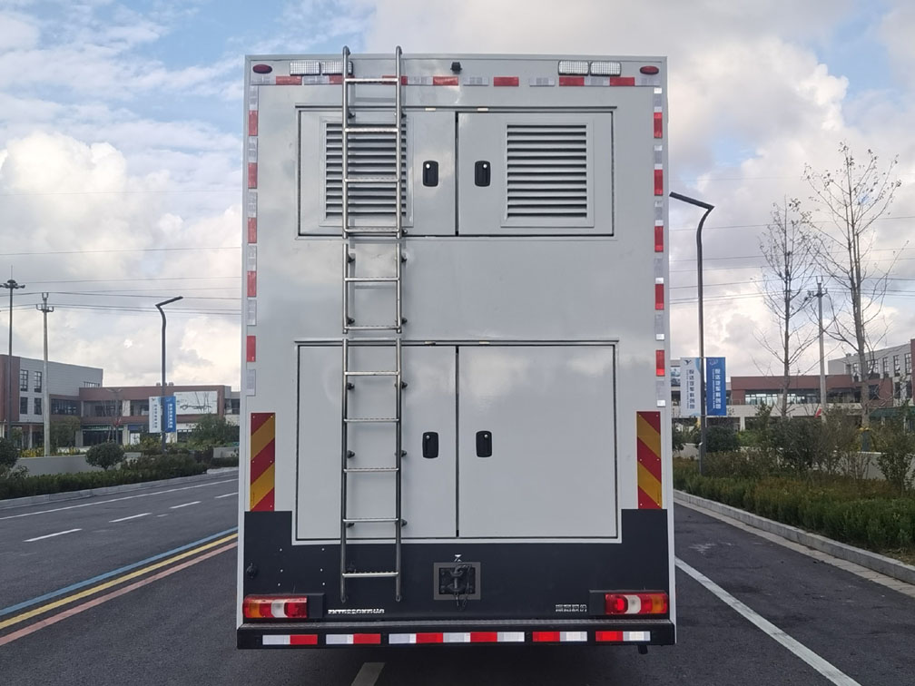 振翔股份牌ZXT5220XZHA6指挥车公告图片