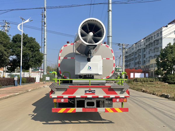陕汽牌SXD5259TDY4A多功能抑尘车公告图片