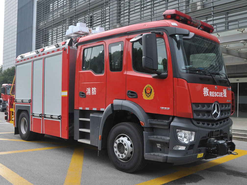 振翔股份牌ZXT5170TXFJY80/A6抢险救援消防车