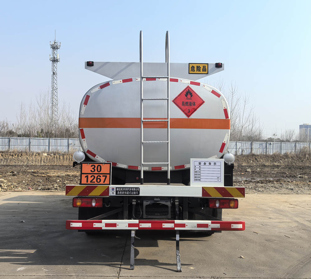 润知星牌SCS5182GRYDFV6易燃液体罐式运输车公告图片
