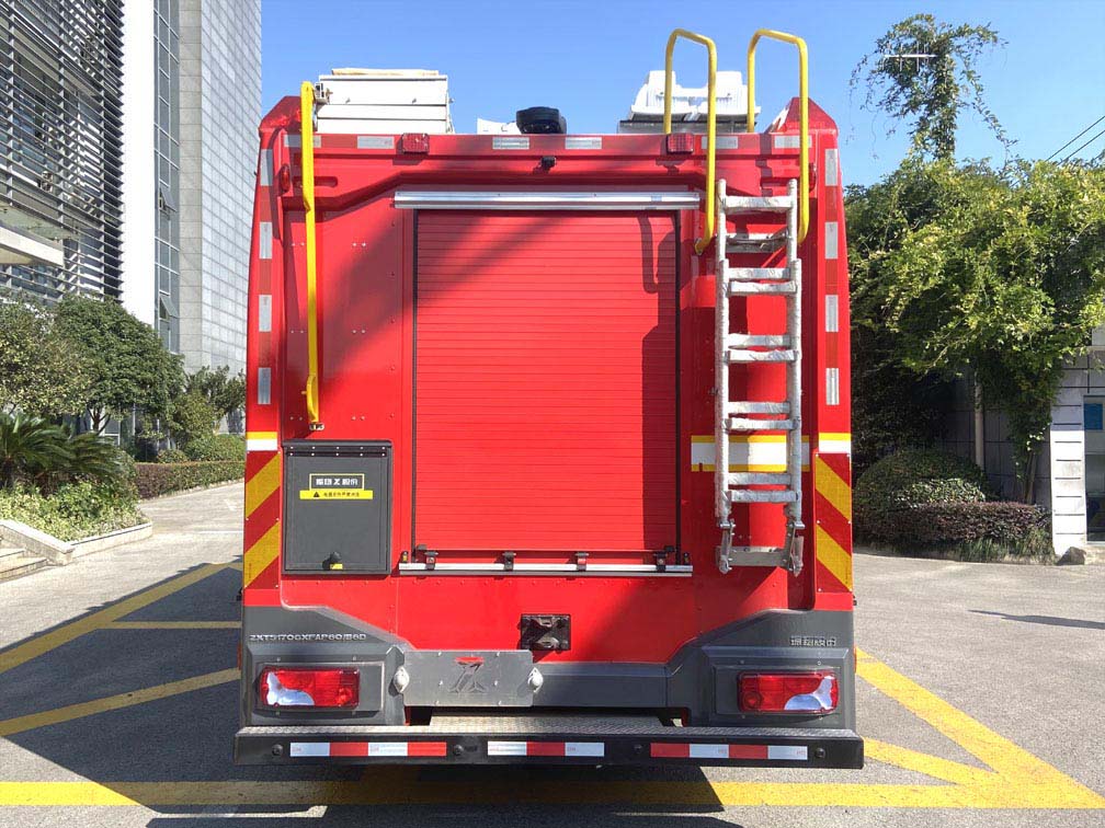 振翔股份牌ZXT5170GXFAP60/B6D压缩空气泡沫消防车公告图片