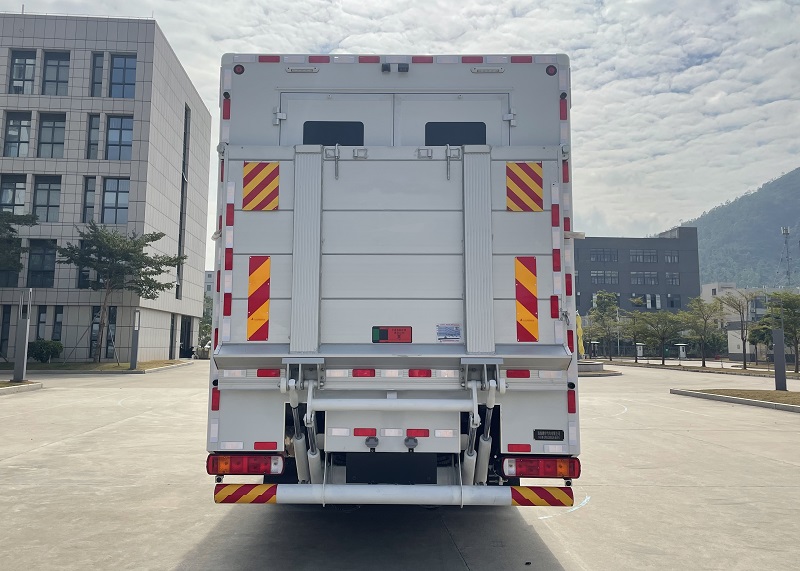 宇舟牌GPY5120XYLF0医疗车公告图片
