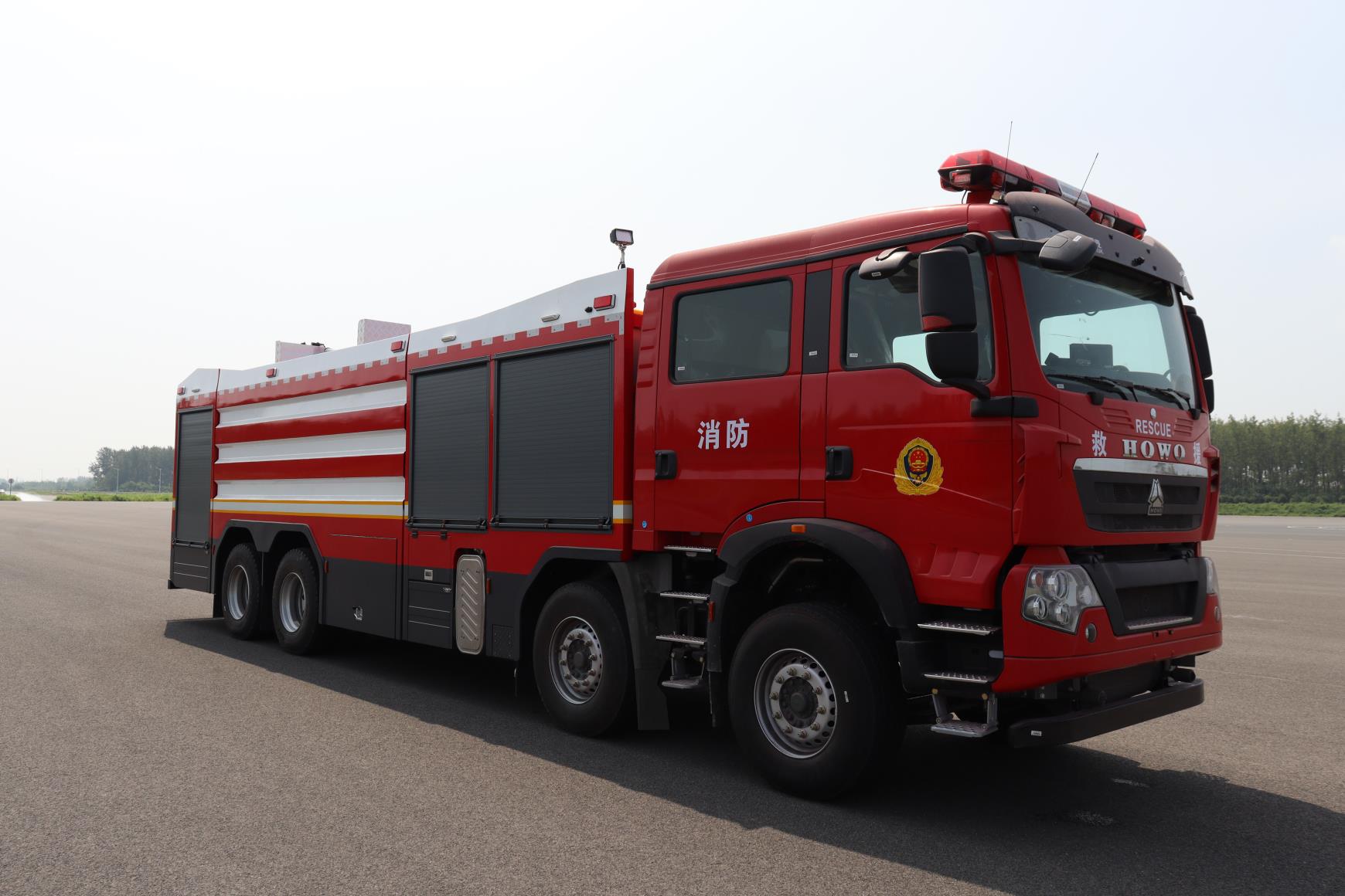 YL5380GXFPM180/H型泡沫消防车图片