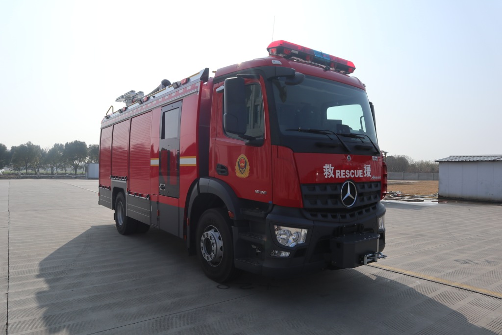 MG5190GXFPM60/A6D型泡沫消防车图片