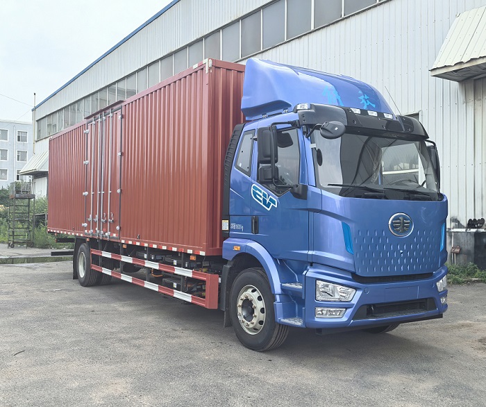 解放牌CA5180XXYP62L4BEVA4纯电动厢式运输车公告图片