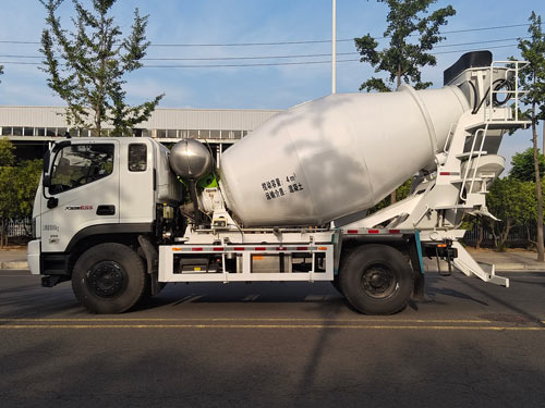 仁拓博歌牌ZBG5180GJB34F4混凝土搅拌运输车公告图片