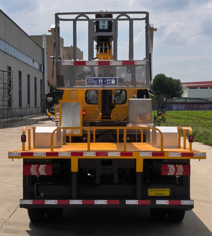 嘉郓牌SZB5040XJXHF6抽油机检修车公告图片