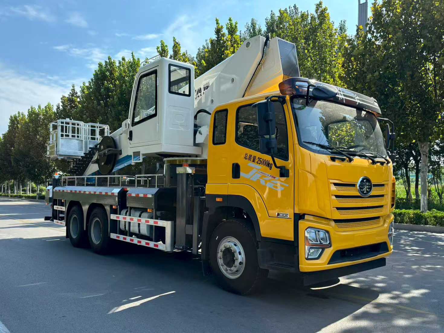 福润康牌FRK5250JGKCA6高空作业车公告图片