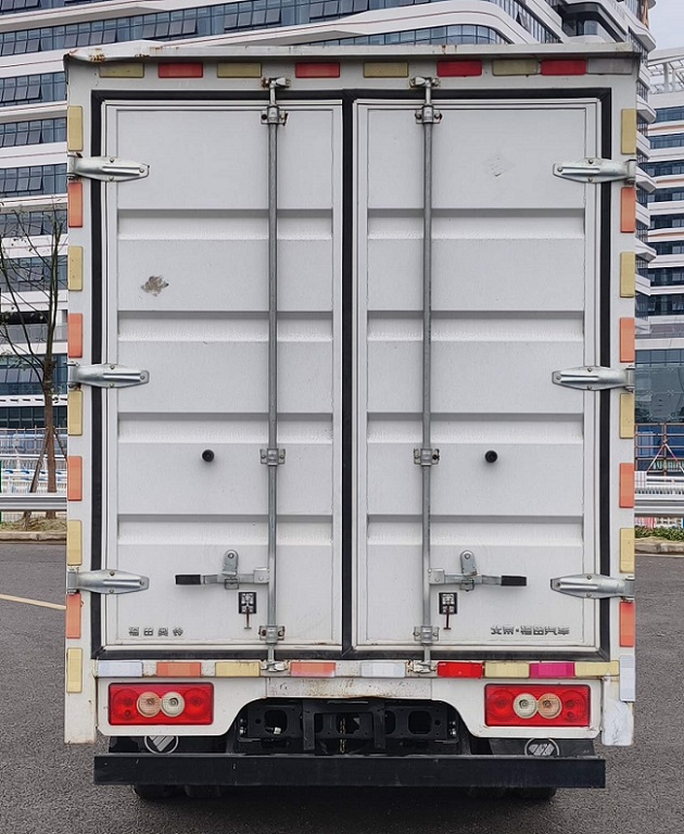 福田牌BJ5044XXY9ABA-AB4厢式货车公告图片