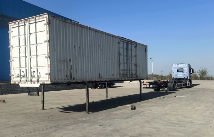 福田牌BJ5186ZKX-12车厢可卸式汽车公告图片